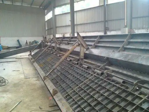 sd隧道钢模台车 京沈高铁移动仰拱栈桥 隧道仰拱模板