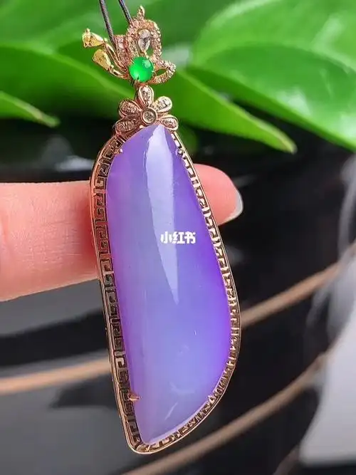 结缘9480￥翡翠18k金钻紫罗兰随形吊坠