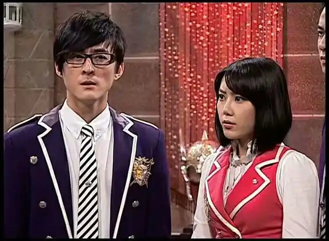 乌克娜娜前任月之星cp艾瑞克妹妹乌拉拉爷爷肯豆基长老自然系冰魔法