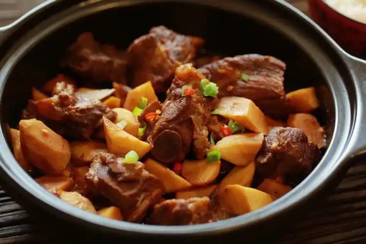 砂锅铁棍山药炖排骨