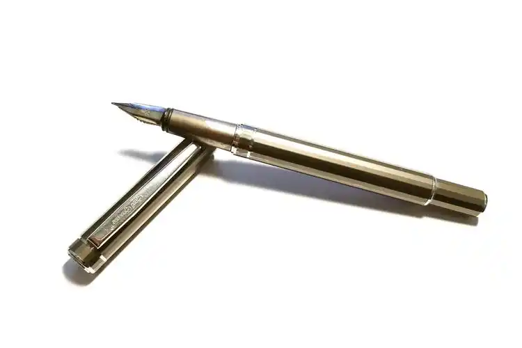 适合学生党写作业的国产老钢笔