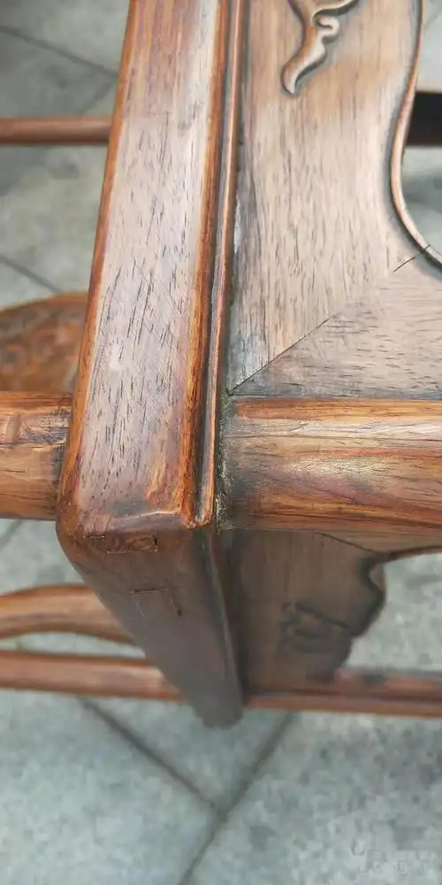 老的海南黄花梨雕龙圈椅