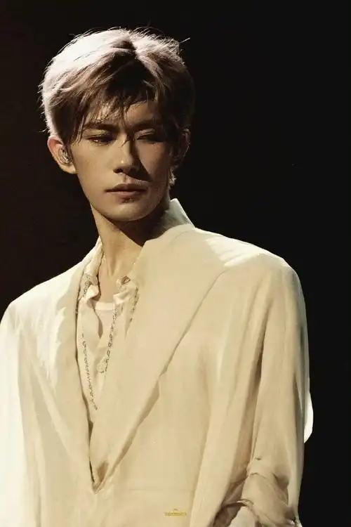 所以喜欢你,是我生命中的一阵意外之风.早安,千玺@tfboys