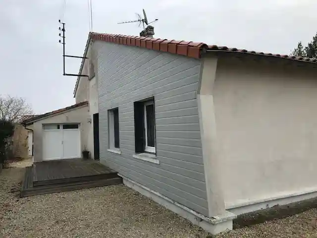chambre dans une maison familiale pour passage