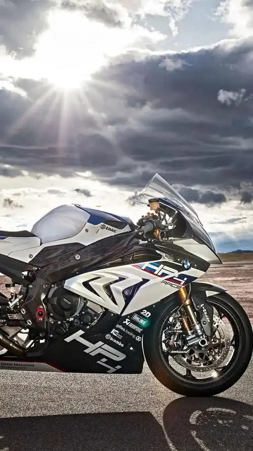 「分享壁纸480」极速之巅