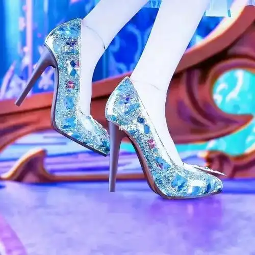 猜叶罗丽鞋子第十三期时希~5查看更多用户协议隐私政策侵权投诉指引