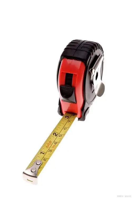 尺子作为测量和绘图的重要工具,广泛应用于各个领域.