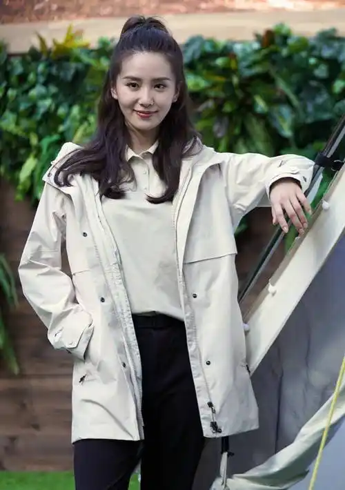 生图曝光!刘诗诗梳半马尾元气满分