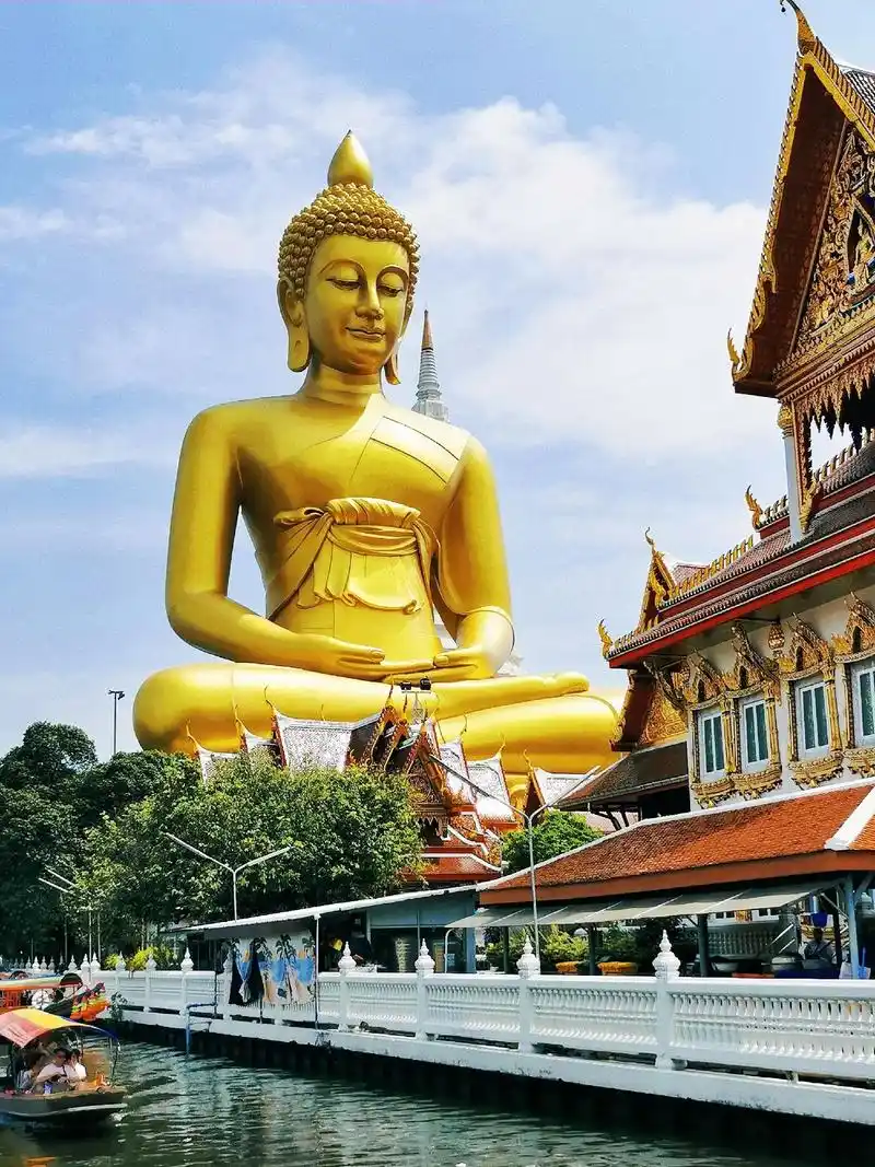 曼谷水门寺大佛
