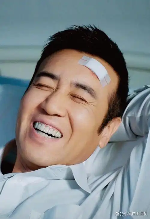 于和伟是一个很低调的好演员,也算是圈内在娱乐圈服兵役的好演员.