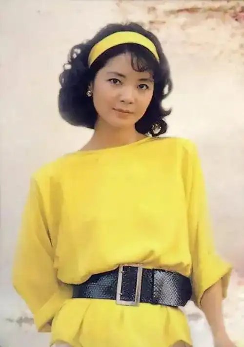 邓丽君最美的一组时光旧照,你最喜欢第几幅?