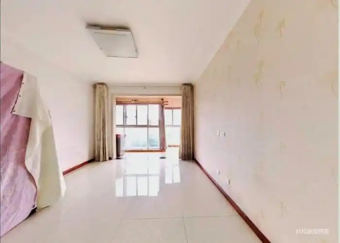 西安房产网>西安二手房>曲江新区二手房>雁南五路二手房>曲江明珠>800