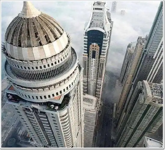 回味曾经的全球最高住宅413米的迪拜公主塔