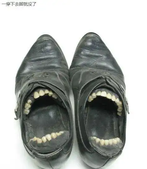 搞笑图片段子:一脚下去脚就没了