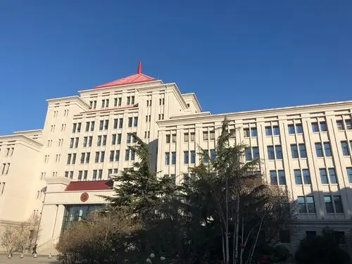 国家行政学院的冬日暖阳.