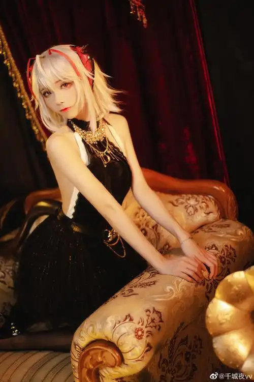 明日方舟##达不溜##明日方舟w小礼服