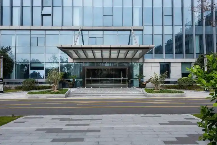航源集团办公楼外景