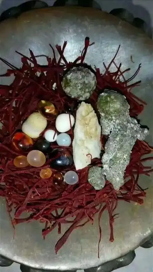 而为了求证舍利子形成的过程,有科学家展开了相关的实验进行考证.