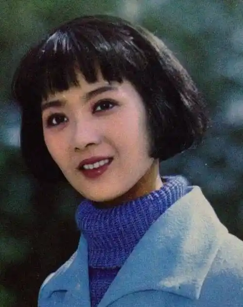 原创80年代女明星都穿什么