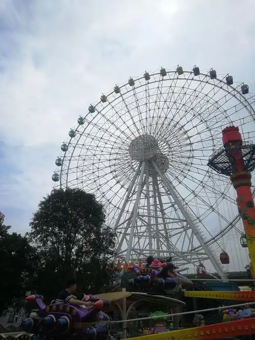 2023圣名游乐城玩乐攻略,冲着彩虹滑梯去的 去了发现里.