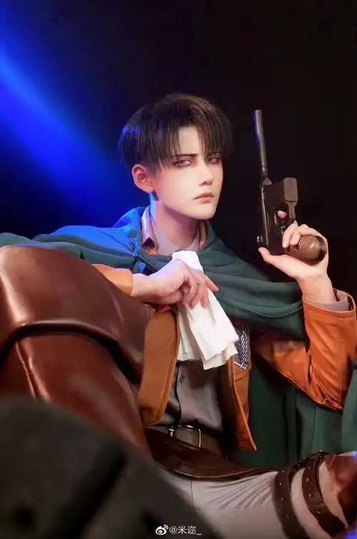 利威尔##兵长##cos##进击的巨人