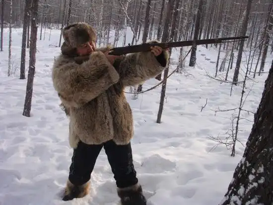 鄂温克族狩猎