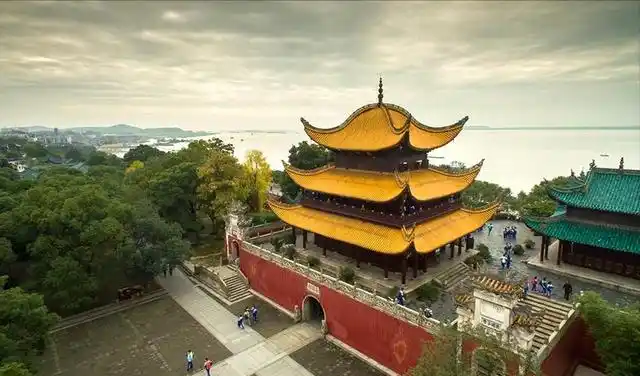 湖南岳阳五大旅游景点,能到三个都算是及格,全部都是幸运的