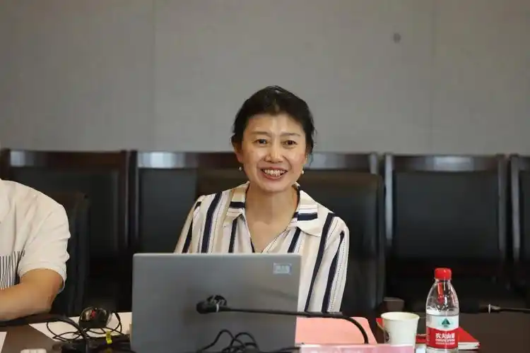 郑州大学材料科学与工程学院一行到我院交流研讨