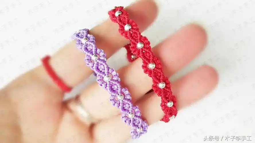 小花红绳手链编织图文教程(红绳手链编法)  第17张