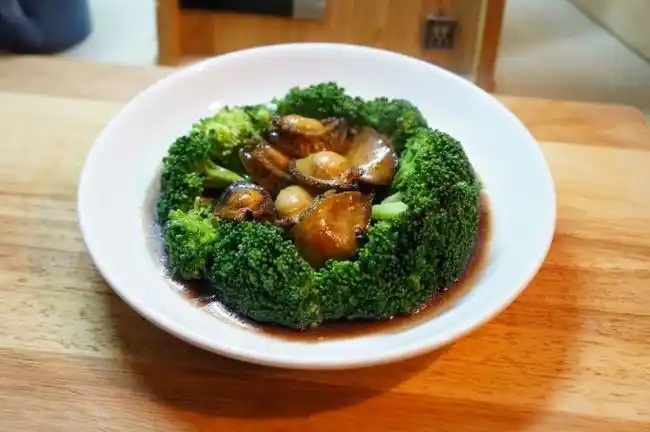 2014最后教你一道菜《鲍汁西兰花》