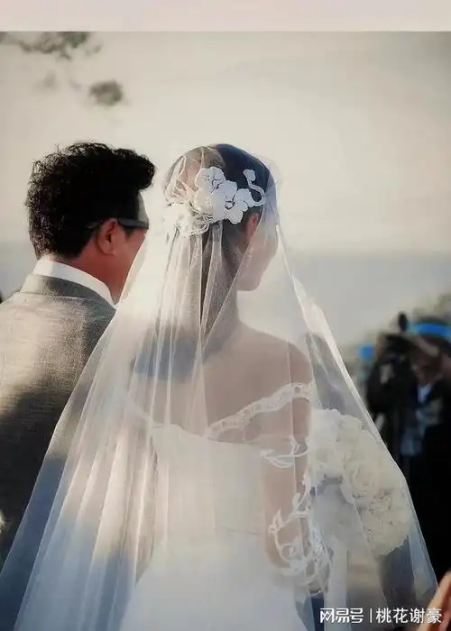 刘诗诗当年的婚纱照真的惊艳了我很多年