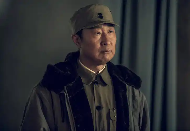 在波澜壮阔的大背景之下,《大决战》通过一个个有血有肉的人物形象