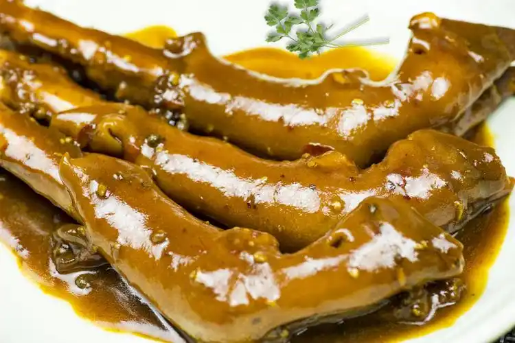 胡辣羊蹄:羊蹄富含丰富的胶原蛋白,让您越吃越年轻.