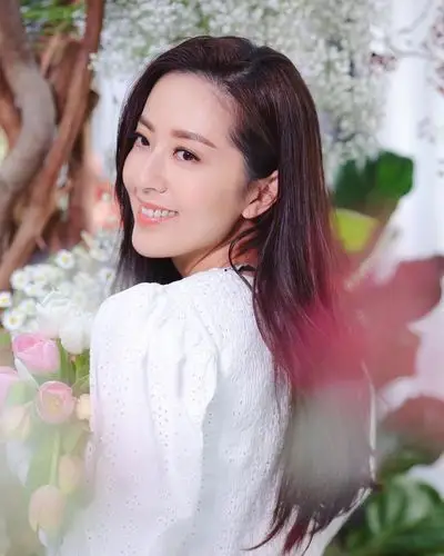 白色强人女主角视后唐诗咏的成长心路爱情观及给情侣的忠告