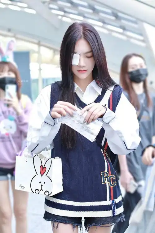 真妮的,这个机场造型真的杀很大,看过这张图的i病娇都已捂住胸口倒地