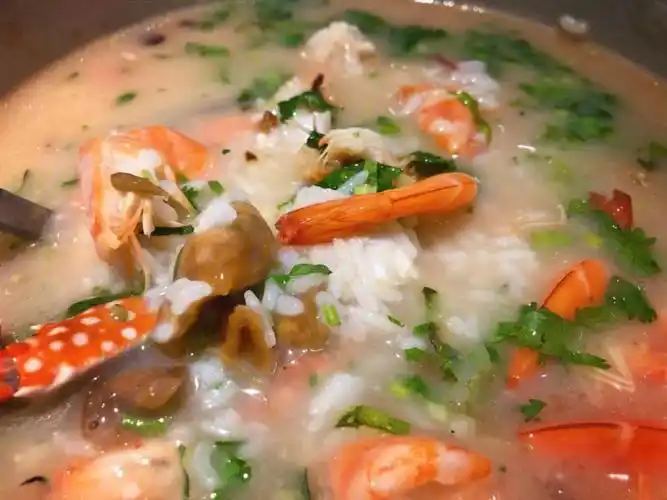 最美海鲜粥
