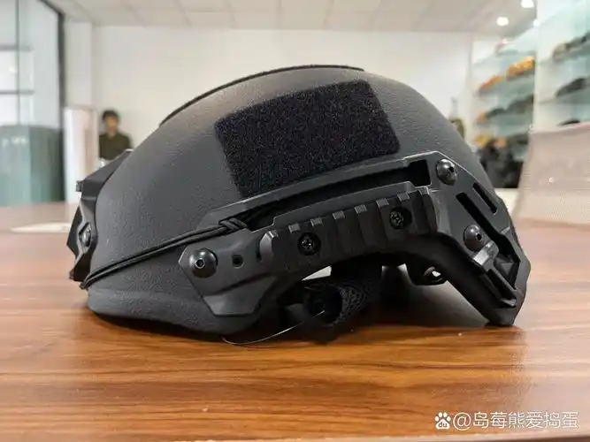 温蒂防弹头盔战术头盔军警用头盔实拍欣赏