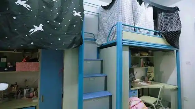 网易首页>网易号>正文申请入驻>四川传媒学院宿舍分为双人间,四人间和