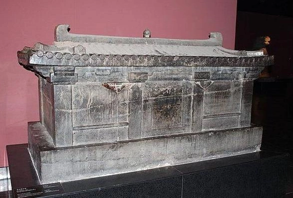 一个最高贵的小公主,棺木上的一句话,让人胆战心惊|李静|石棺|皇太后