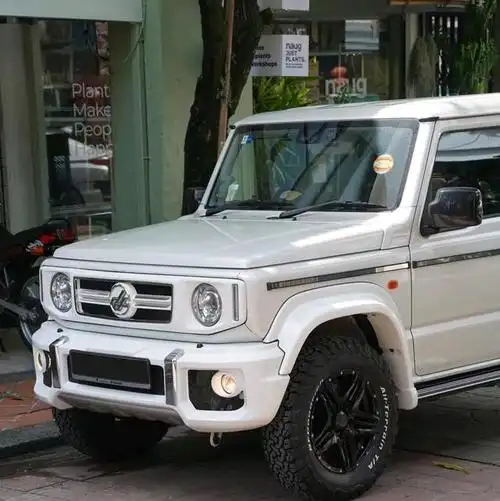 吉姆尼"白马王子"实车曝光,个性又帅气,堪称小型越野车的典范