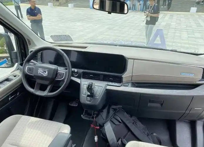 1538万元起售全新福特全顺t8正式上市你心动了吗