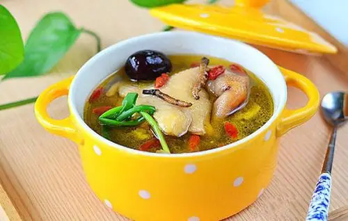 枸杞鸡肉汤_副本.jpg
