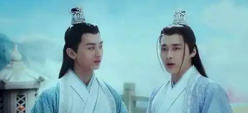 但最后都离开了青云门,正如此次在《琉璃》中的人设一样,此次钱泳辰