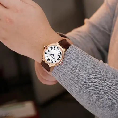 卡地亚女士男士手表多少钱-怎么样-ballon bleu de cartier腕表w