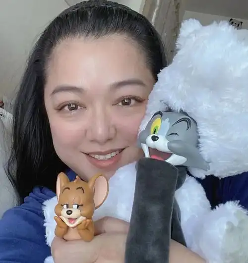 tvb小棠菜李珊珊罕见晒自拍照身材发胖明显网友直呼认不出来