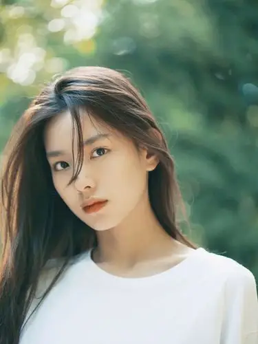 单人人像照怎么拍这些姿势教会你拍美美人像照很简单