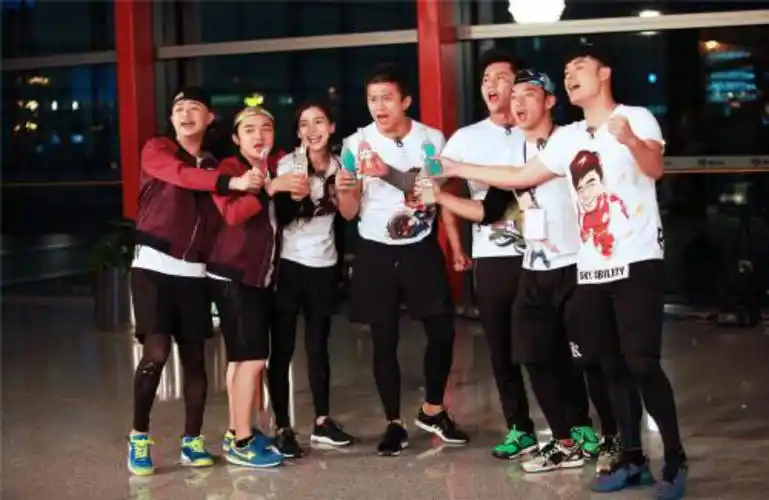 奔跑吧第五季主演公布老粉有心碎有惊喜人员变动大