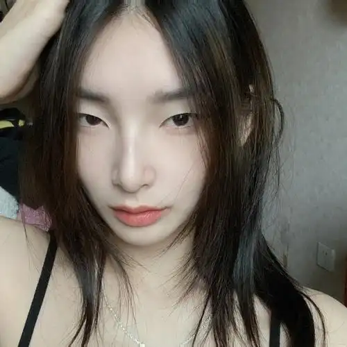 我笑起来怎么贼眉鼠眼的