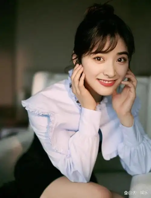 沈月清凉可爱活泼可人简直不要太迷人