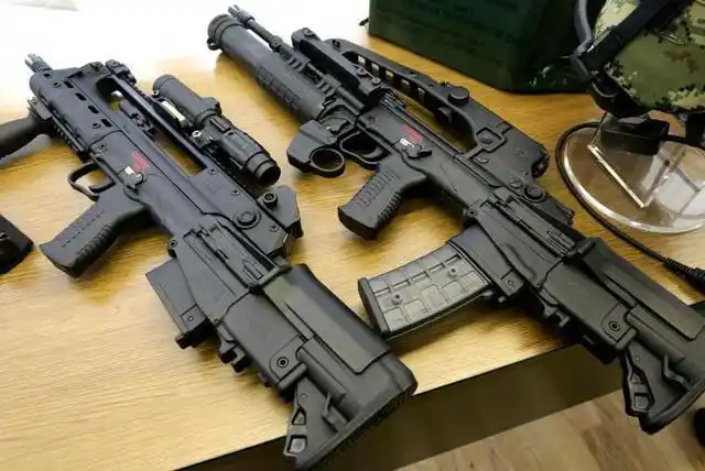 无托步枪的天花板:克罗地亚vhs突击步枪,全面超越95式_网易订阅